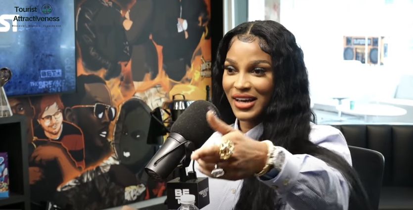 Kathy Bates Net Worth - How Much She Earns From Tours