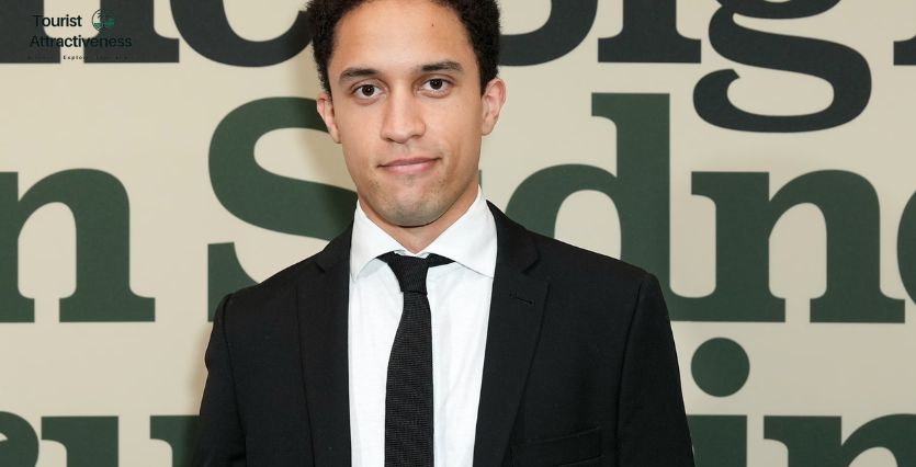 Who is Aaron Kendrick De Niro